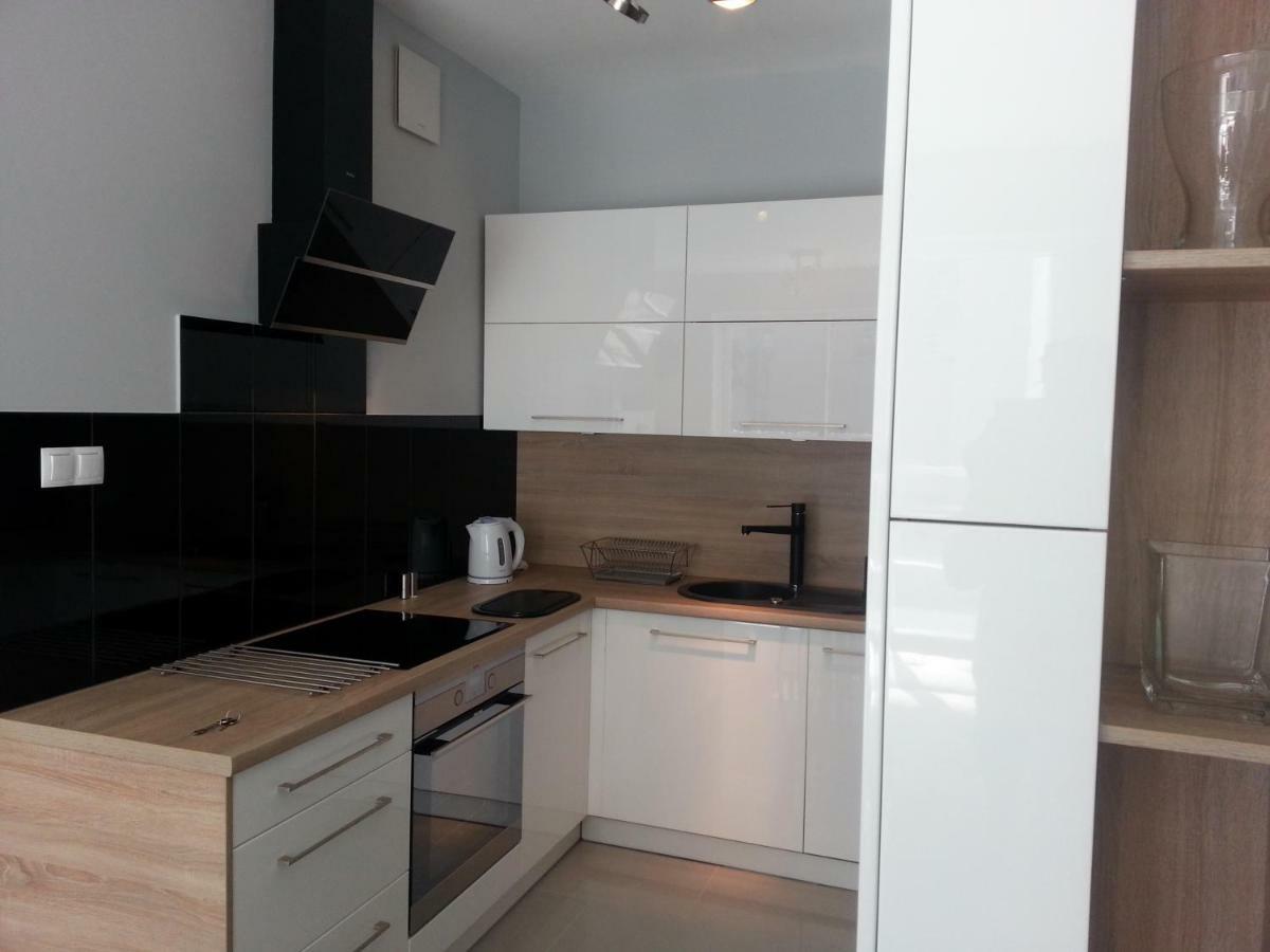 Strict Center Towarowa Apartman Poznań Kültér fotó