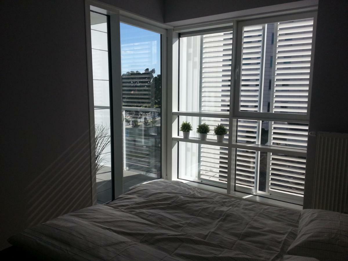 Strict Center Towarowa Apartman Poznań Kültér fotó